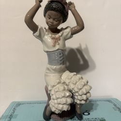 Lladro Porcelain Figurine 