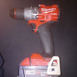 Milwaukee  1/2" Hammer Drill 
