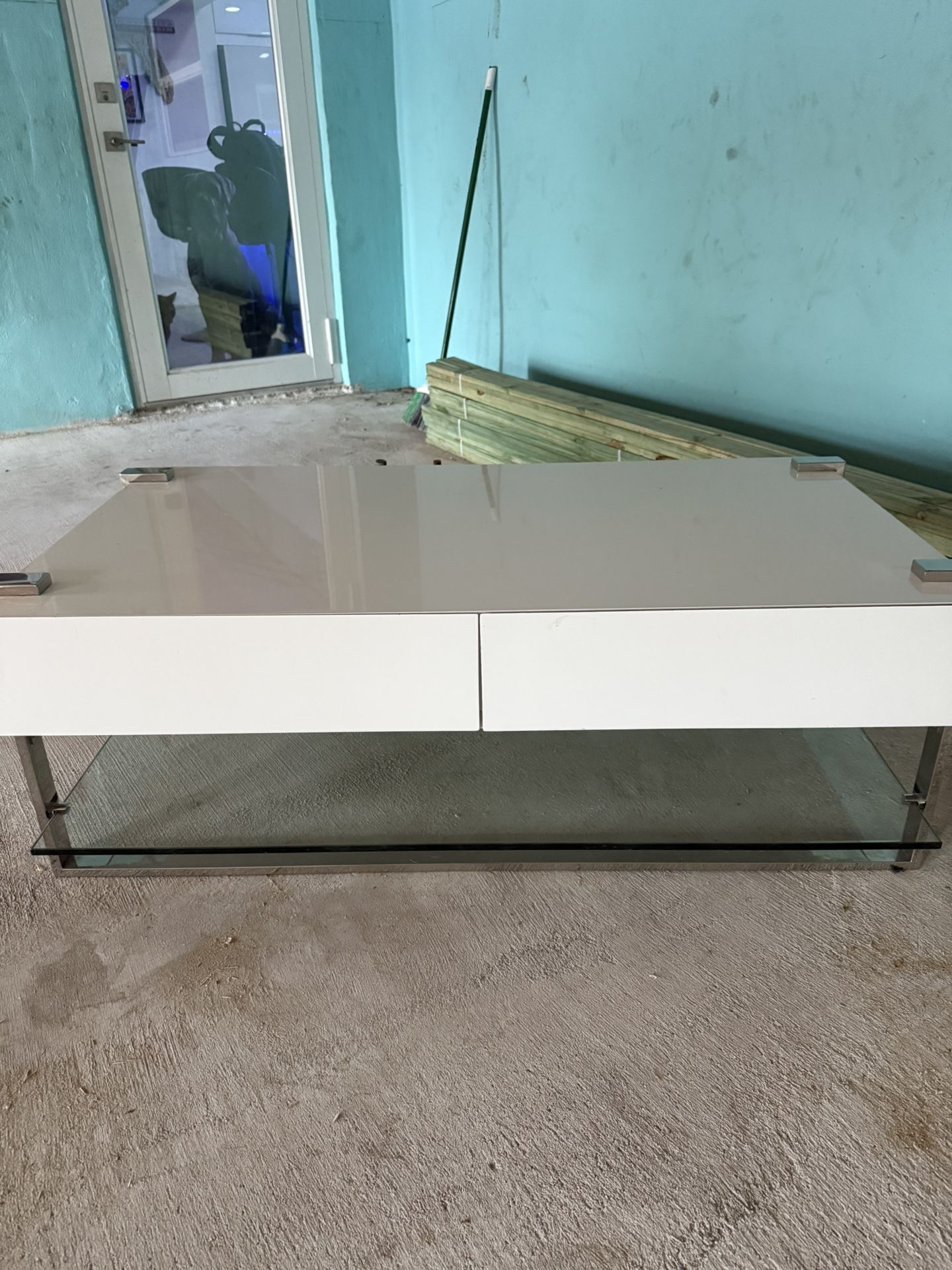 Free Coffe Table White