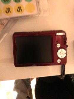 Nikon camera cracked screen