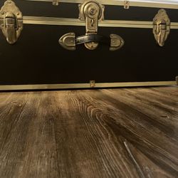 Vintage Trunk
