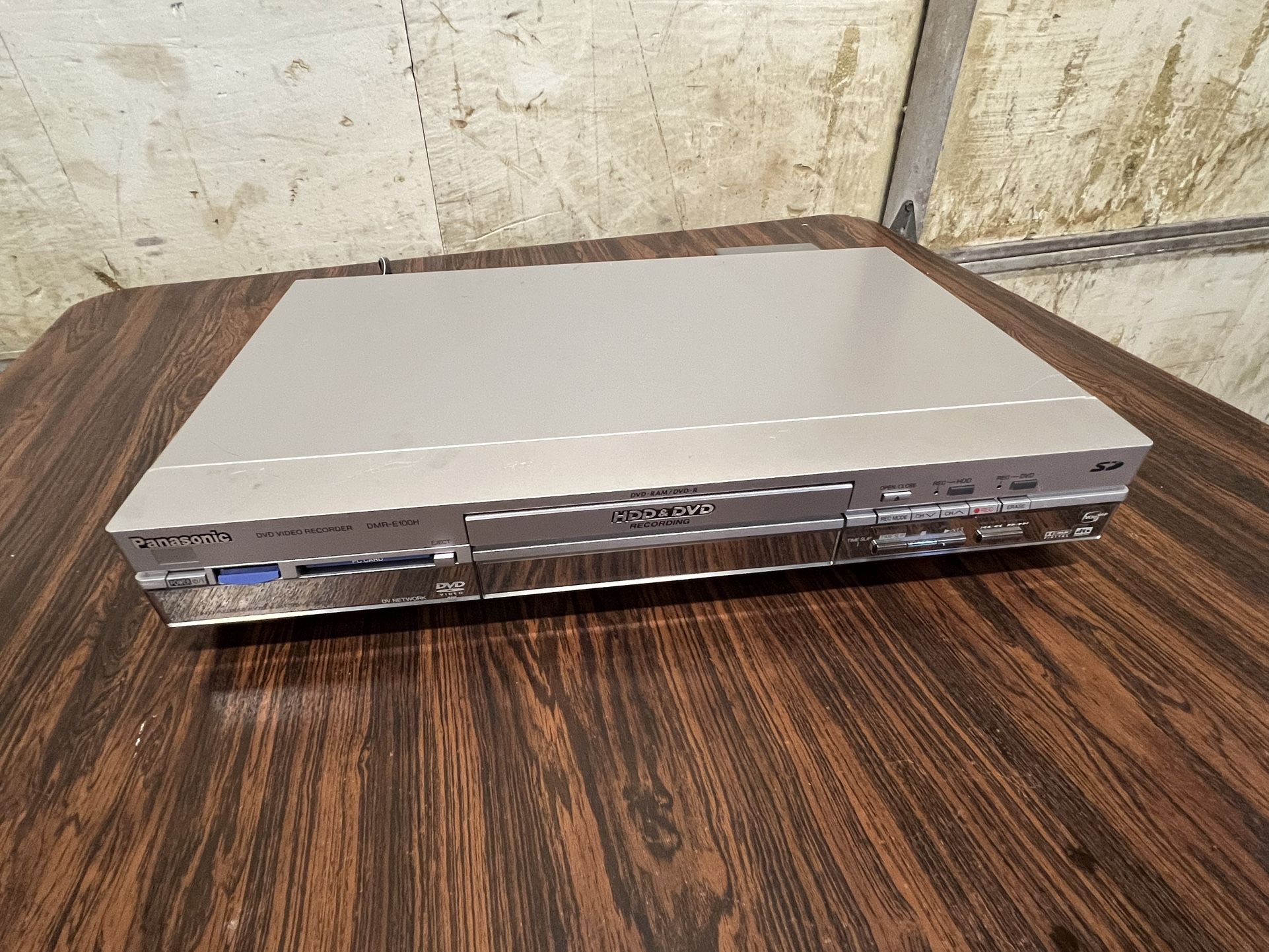 Panasonic, DVD Video Recorder DMR – E 100 H