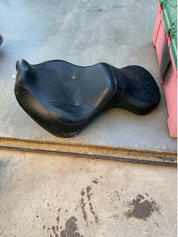 Harley Seat
