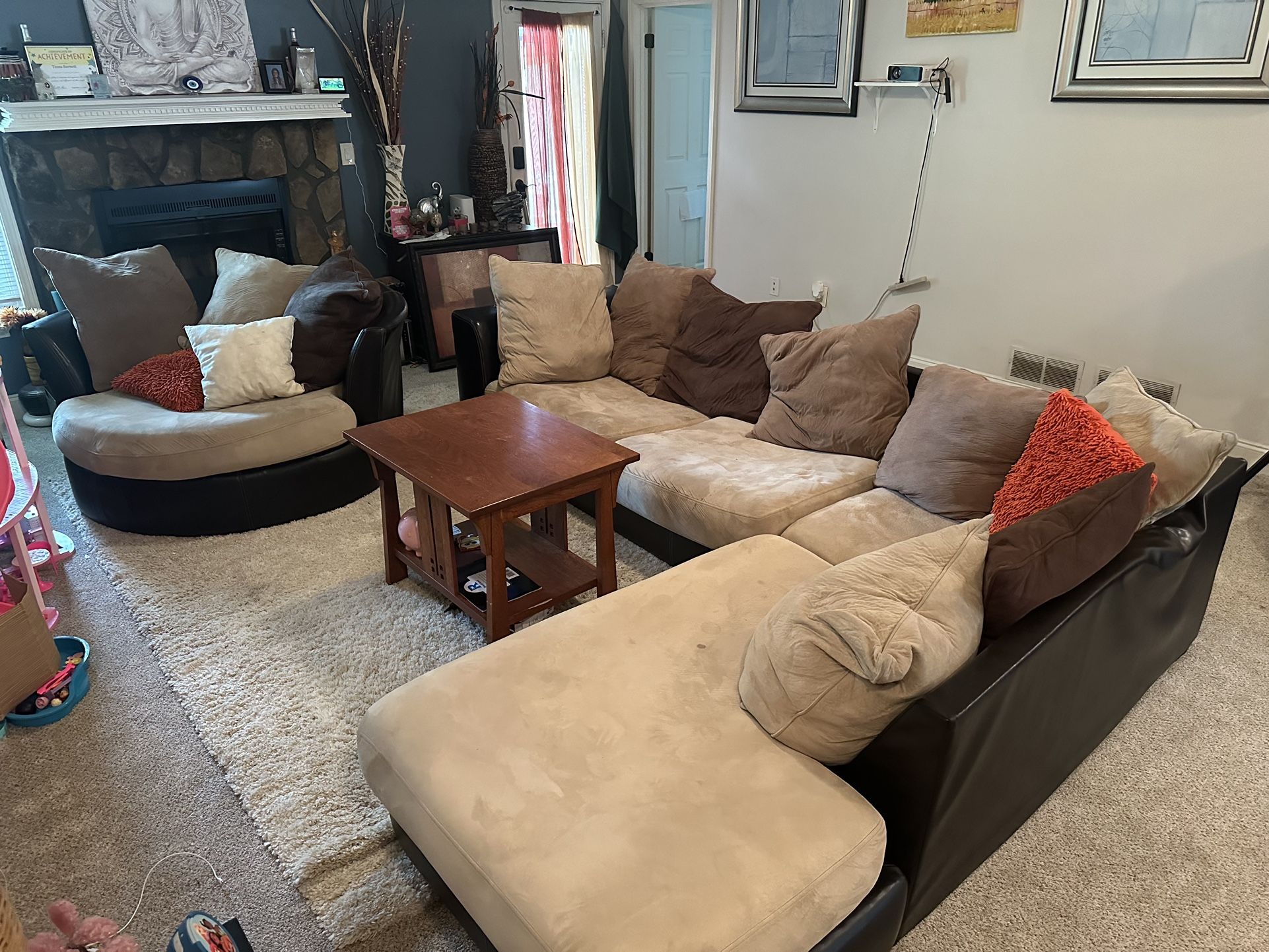 Sectional With Big Chair (Delivery Available!)