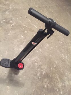 Bike pump