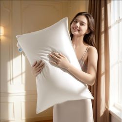 Brand New Uqocnh Goose Down Pillow Queen Size Single Pack Hotel Collection White.