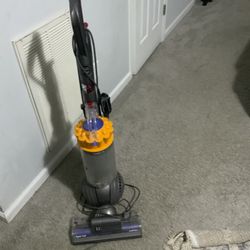 Dyson Vacuum 