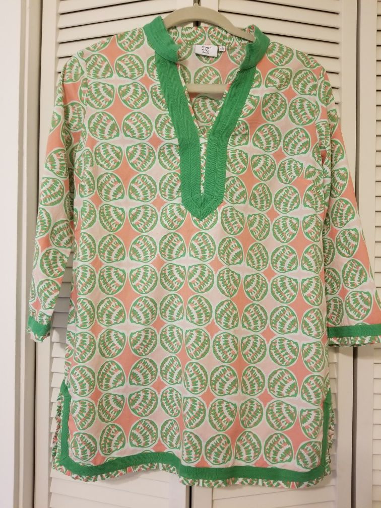 Crown & Ivy beach tunic