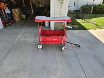 Radio flyer wagon