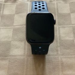 Apple Watch Series 6 