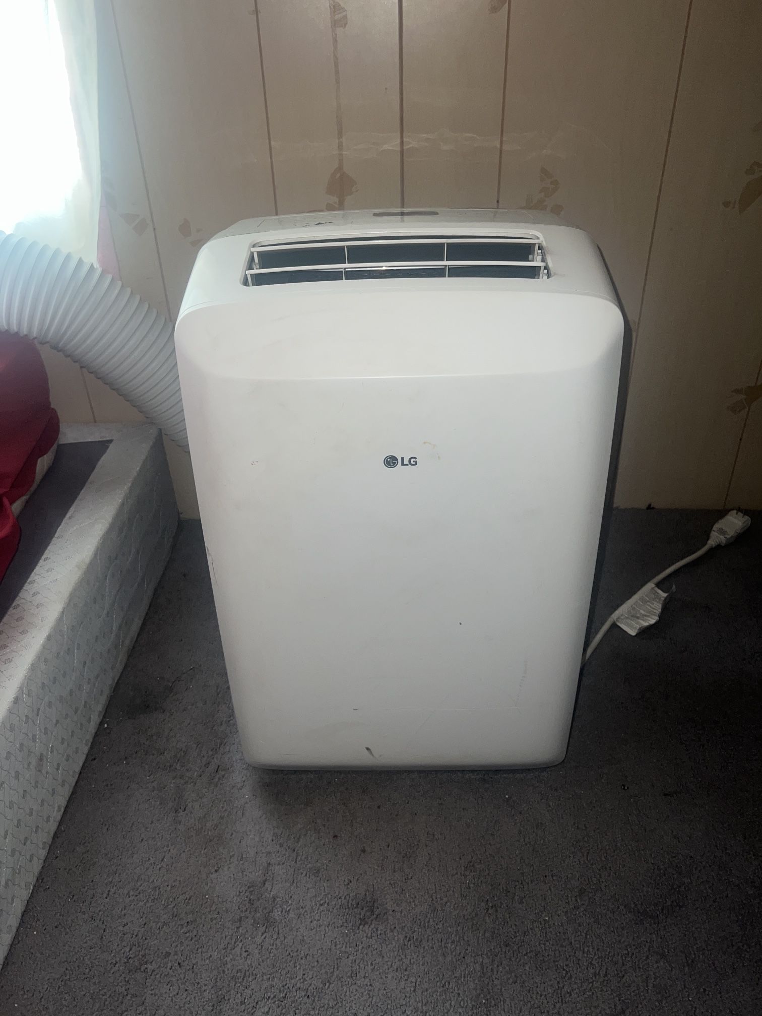 LG Portable A/C