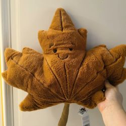 Jellycat Little Woodland Maple 