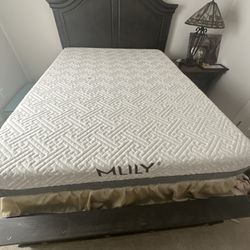 Havertys Queen Storage Bed Set + MLILY Mattress + Nightstand + Lamp – $1,800 (Firm) 