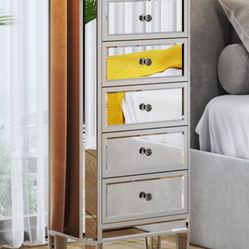 5 Drawer Mirrored Dresser 
