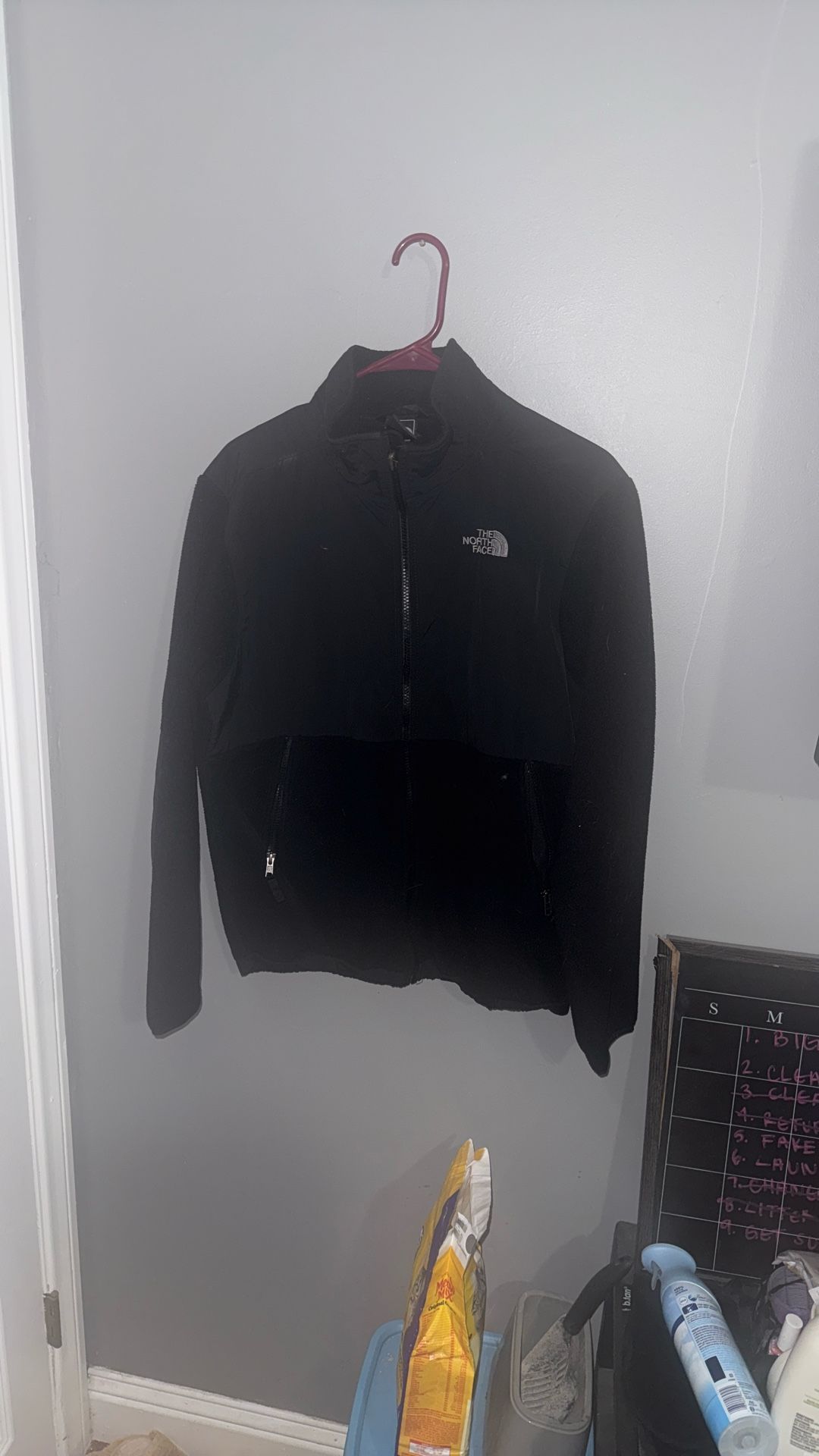 NORTH FACE BLACK JACKET