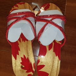 Brand New Mamo Sandals 