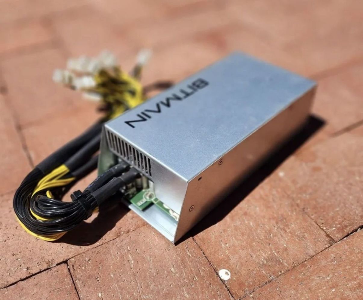 5 x Bitmain Antminer D3 ASIC Cryptocurrency Miners   