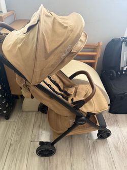 Nuna trvl stroller
