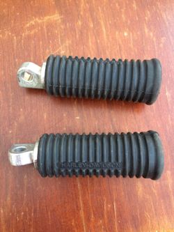 Harley Davidson stock pegs
