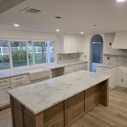 Countertop Installation & Slab Fabrication