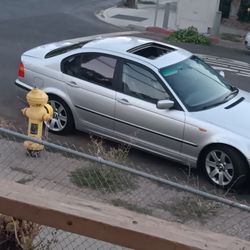2004 BMW 325i