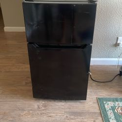 Mini Fridge For Sale
