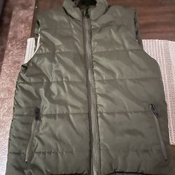 Men’s Puffer Vest
