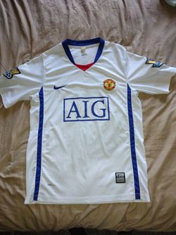 MANCHESTER UNITED soccer jersey