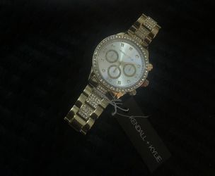 Kendal + Kylie Brand New Gold Watch