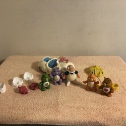 Vintage Care Bears Cloud Car Cloud Keeper 4 Figures Basket & Swing Lot