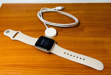 Apple Watch SE 3rd Gen 40mm Cellular Unlocked Fully Functional