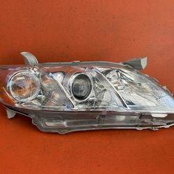 2007 2008 2009 Toyota Camry Right Passenger Side Halogen Headlight OEM