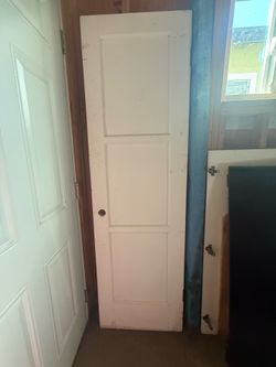 Free door