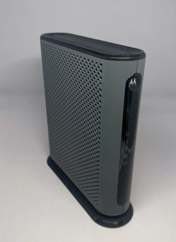 Motorola MB8611 DOCSIS 3.1 Cable Modem Black Multi-Gig Ultra Fast 2x LAN Ports