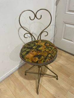 Vintage Swivel Vanity Chair