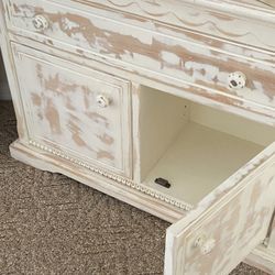 Shabby Chic/Beachy Bedroom Set