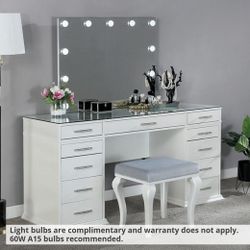 VANITY SET NEW IN BOX AVAILABLE (ETA 2023/ 04/ 09
