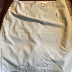Ladies Grey PencilSkirt Sz M~  Reduced!