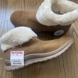 Women boots size 10 Brand New 