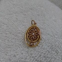 Vintage 10k. Diamond Pendant