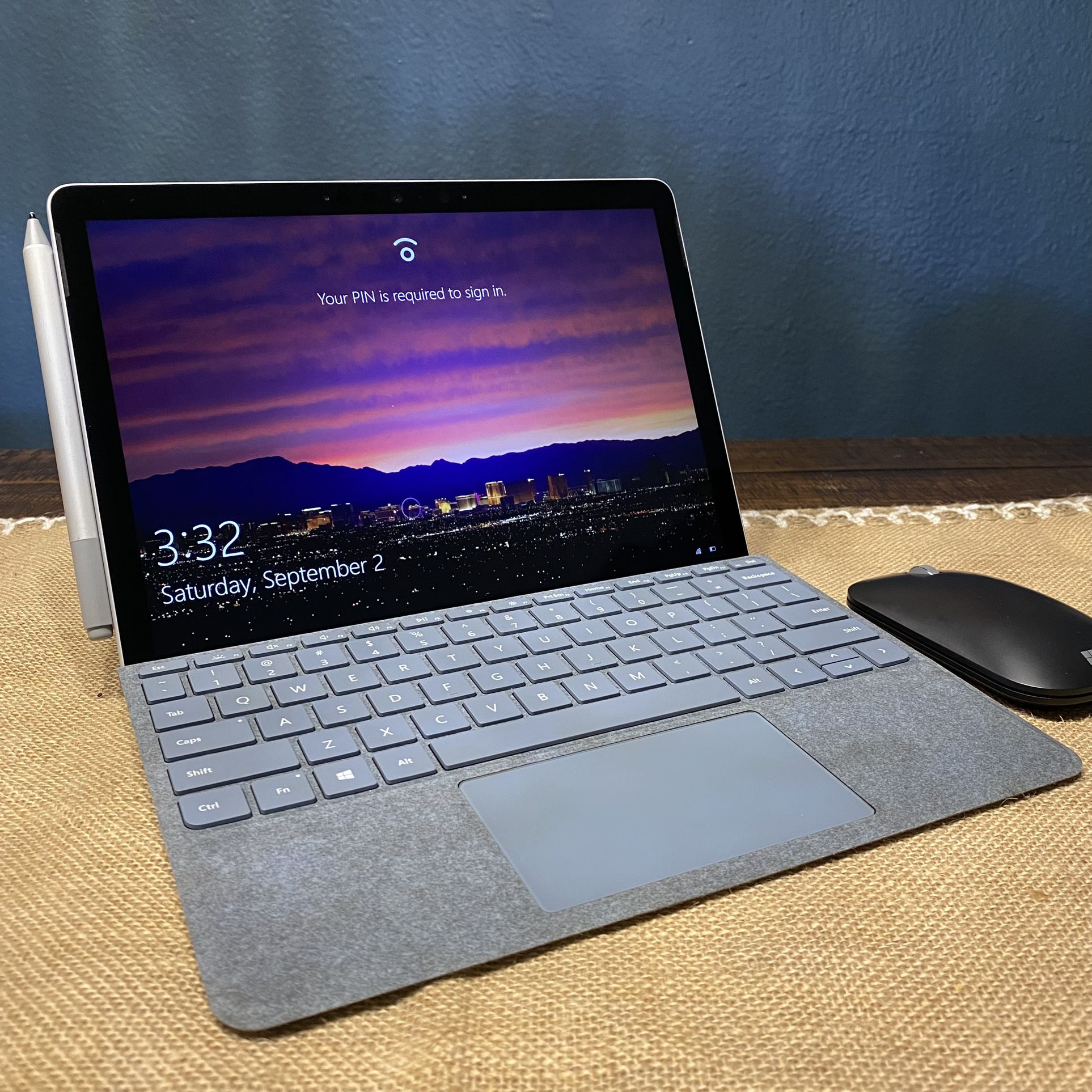 Microsoft Surface Tablet And Keyboard 