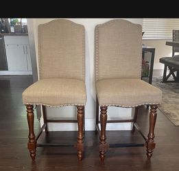 High Chairs For Bar Or Dining