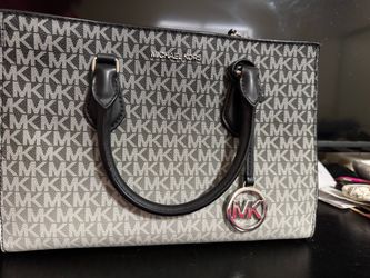Michael Kors Sheila Medium Ombré Signature Logo Satchel
