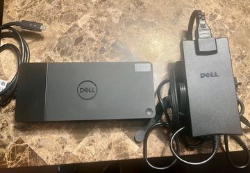 Dell USB Type -C Docking Station with AC Adapter Charger