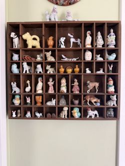 Mini Figurines And Display Case $60 Or $2 Each