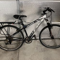 Fuji Outland-se Mountain Bike