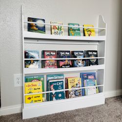 Kids bookshelf