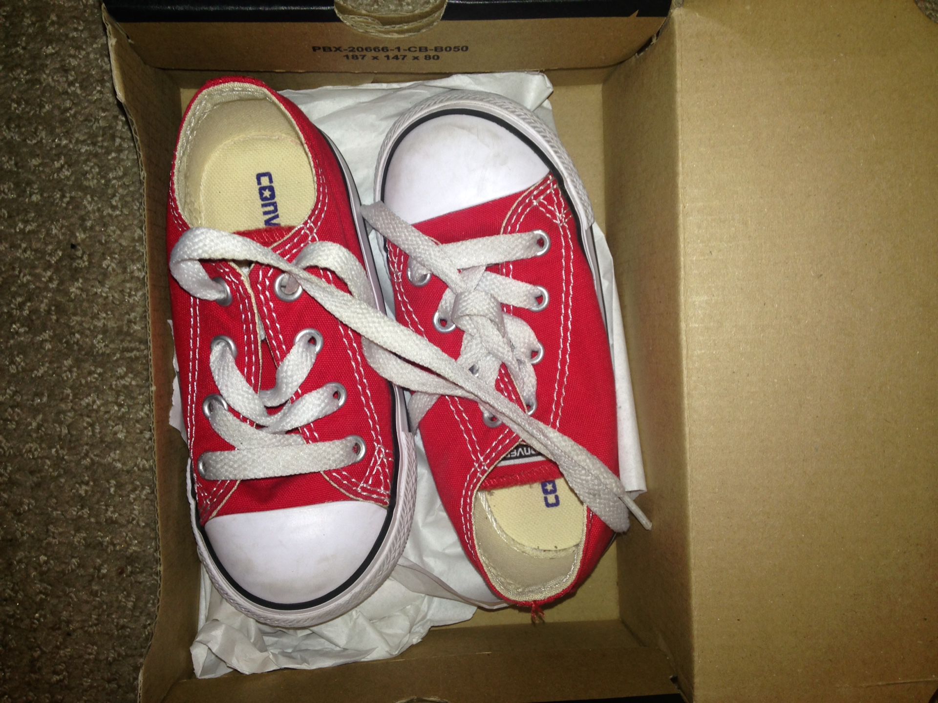 Gently worn red Converse size 7c $20