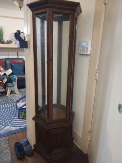 Curio cabinet