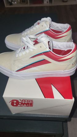 Vans x David Bowie Old Skool Sneakers size 6/7.5